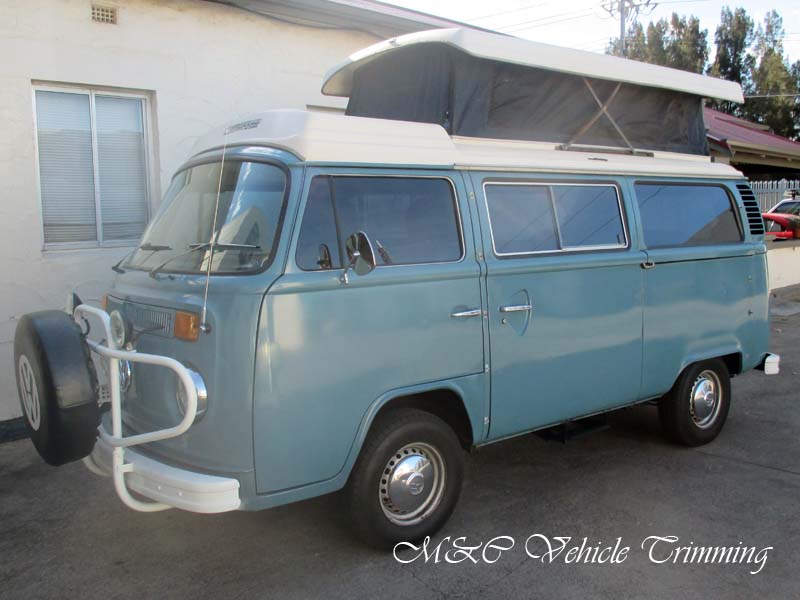 Volkswagen Kombi Bus 1977